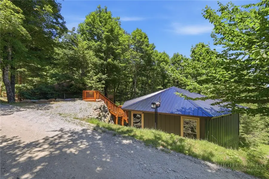 109 Cricket Way, Beech Mountain, NC 28604 - #2