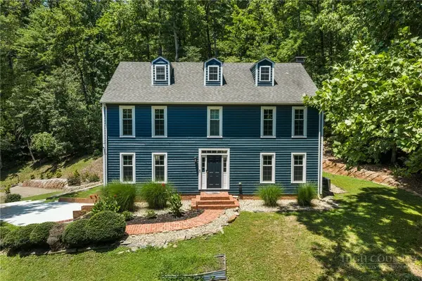 3132 Stoney Brook Drive, Lenoir, NC 28645