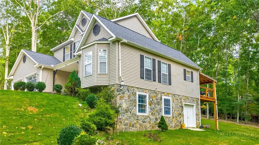389 Highland Drive, Sparta, NC 28675 - #2