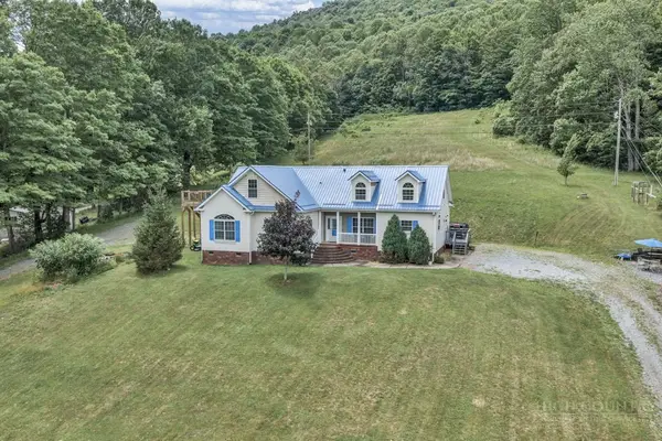 2377 Longhope Road, Todd, NC 28684