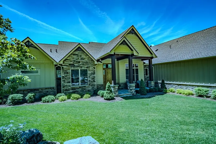 534 Farm Loop Road, Banner Elk, NC 28604 - #3