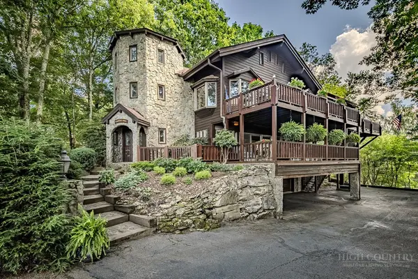 101 Castle Hill Lane, Beech Mountain, NC 28604