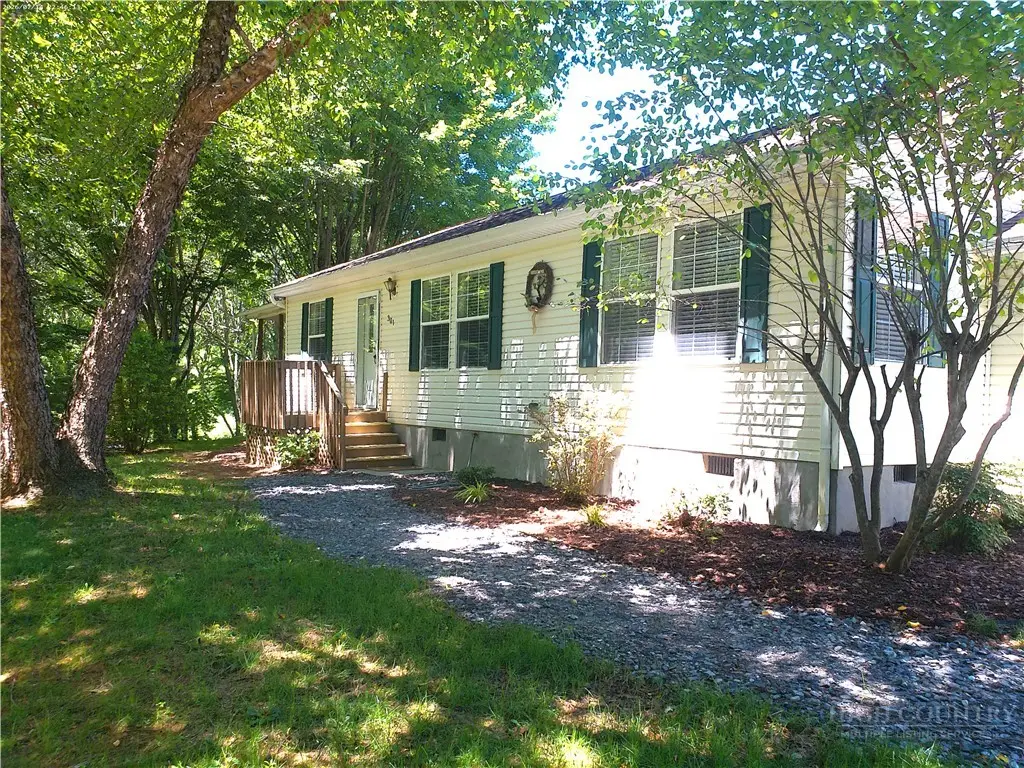 301 Tailor Made Ranch Road, West Jefferson, NC 28694 - #1