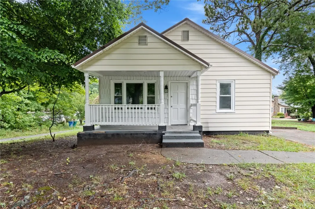 119 Osborne Street, Jonesville, NC 28642 - #1