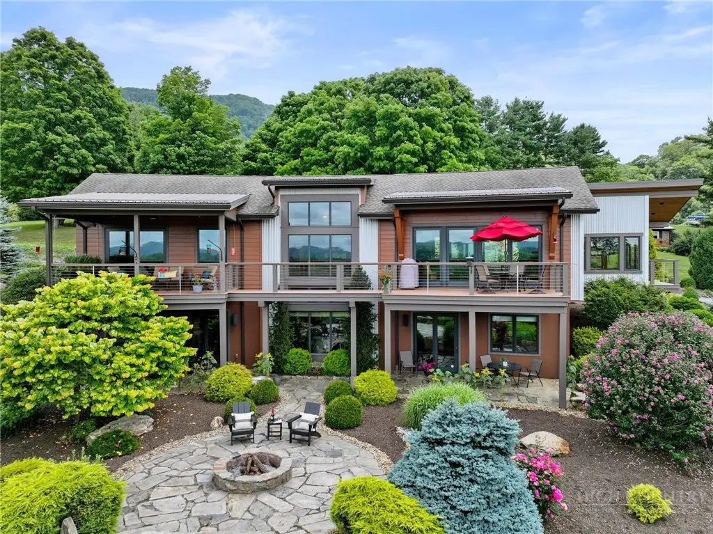 179 Adams Road, Vilas, NC 28692 - #1