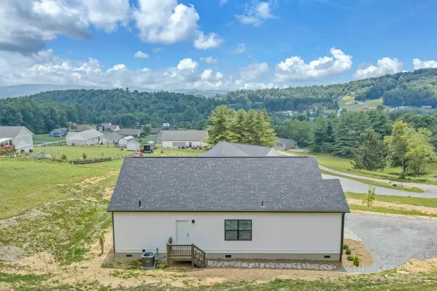426 Fieldstone Way Way, Fleetwood, NC 28626 - #3
