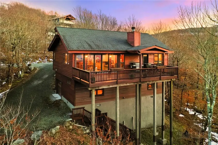 106 Spruce Hollow Road, Beech Mountain, NC 28604 - #2