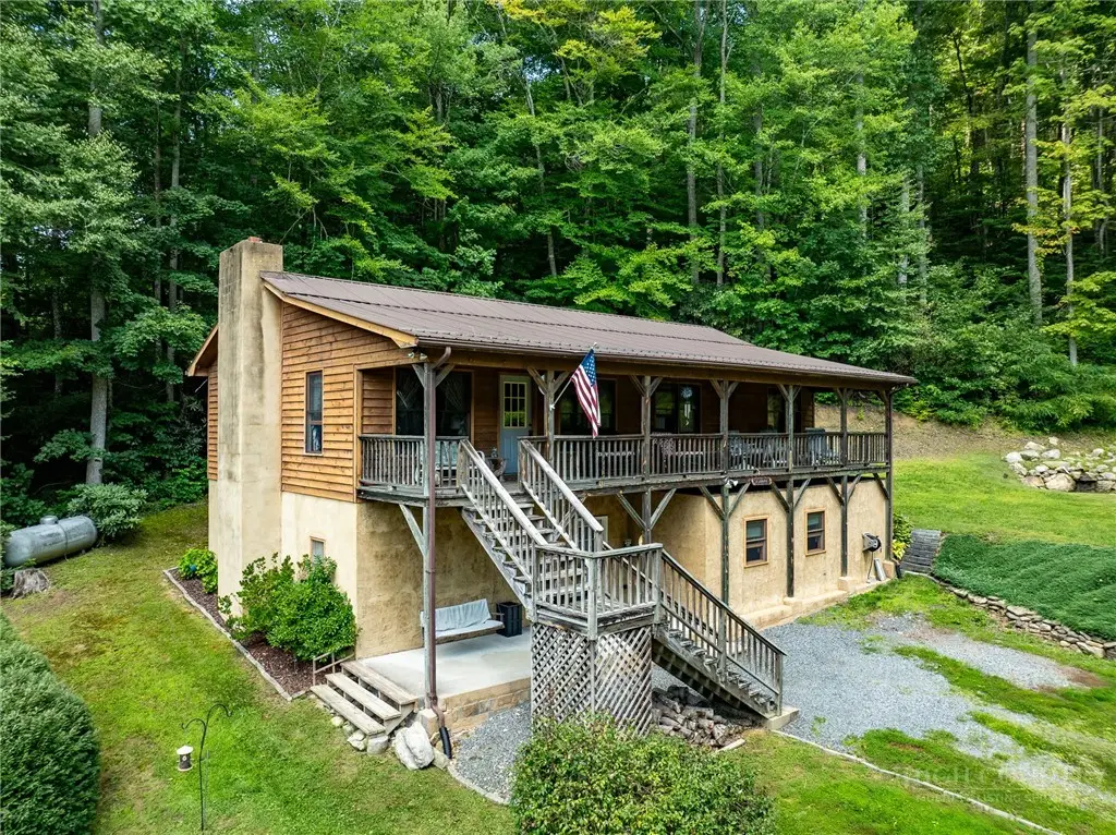 906 Mountain Dale Road, Vilas, NC 28692 - #1