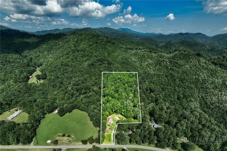 906 Mountain Dale Road, Vilas, NC 28692 - #3