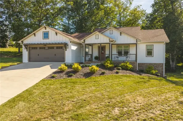 133 Maplewood Court, Hudson, NC 28638