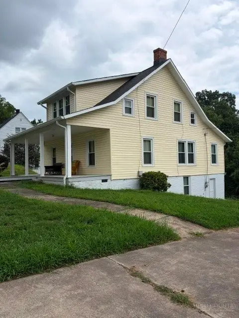 911 I Street, North Wilkesboro, NC 28659 - #2