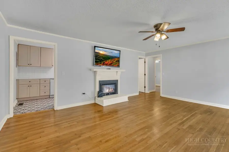 2777 Us Highway 421 N, Boone, NC 28607 - #2