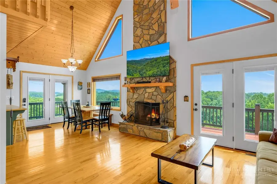 139 Thunder Road, Piney Creek, NC 28663 - #2