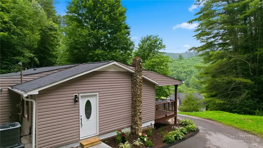 3941 Nc Highway 163, West Jefferson, NC 28694 - #2