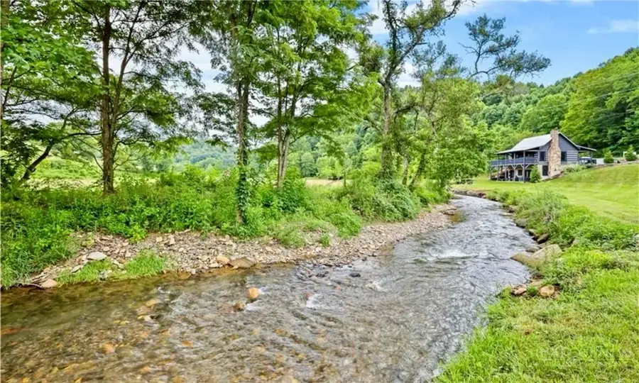 3244 Old Us Highway 421, Vilas, NC 28692 - #2