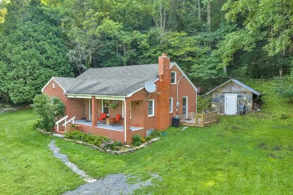 50 Pleasantville Lane, Newland, NC 28657
