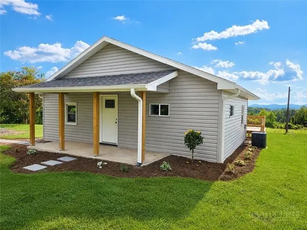 11493 Glade Valley Road, Ennice, NC 28623