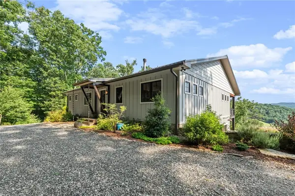 508 River Song Way, Laurel Springs, NC 28644