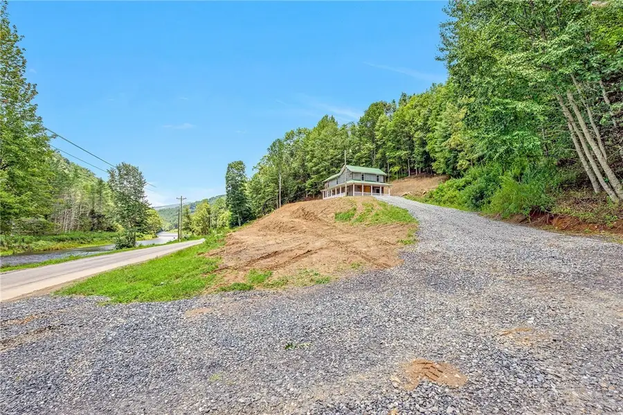 2796 Todd Railroad Grade Road, Todd, NC 28684 - #3