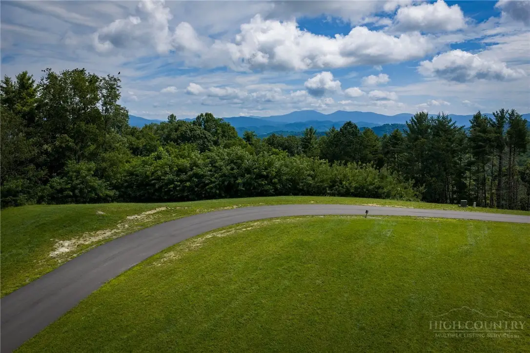 WR38 Clouds Rest Drive, Elk Park, NC 28622 - #1