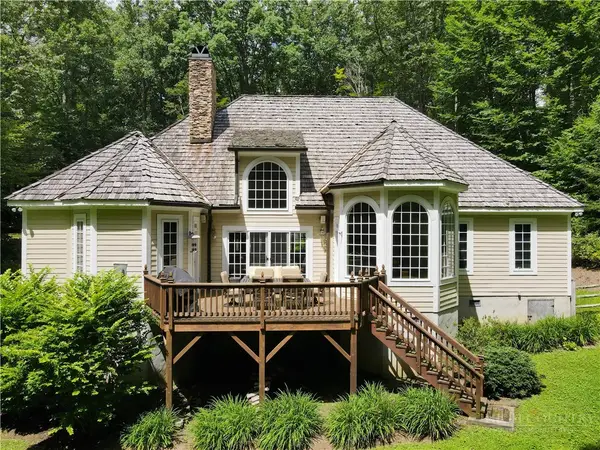 610 Rock Ledge Lane, Linville, NC 28646