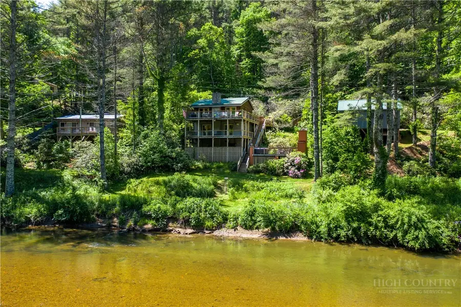 356 E New River Drive, West Jefferson, NC 28694 - #3