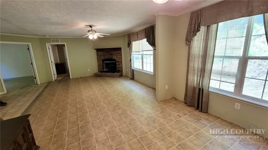 737 Lower Crab Orchard Road, Banner Elk, NC 28604 - #3