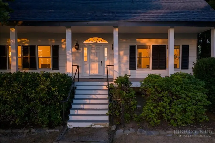 106 Thunderbolt Drive, Banner Elk, NC 28604 - #3