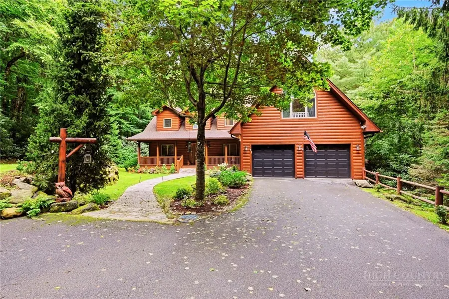 232 The Glens Boulevard, Banner Elk, NC 28604 - #2