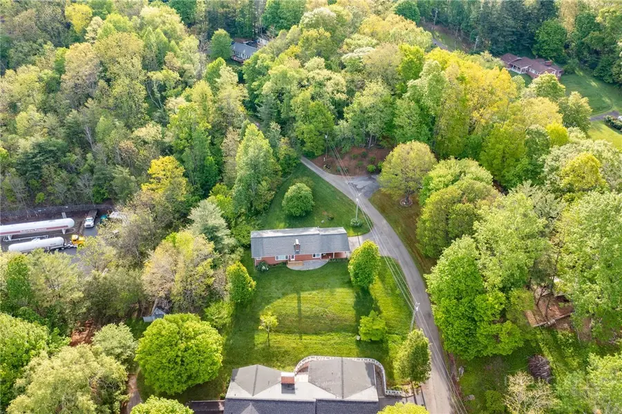 147 Forest Hill Drive, West Jefferson, NC 28694 - #2