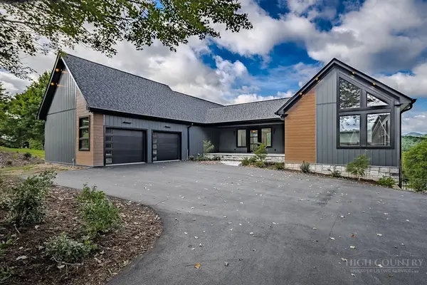121 Charter Court, Jefferson, NC 28640