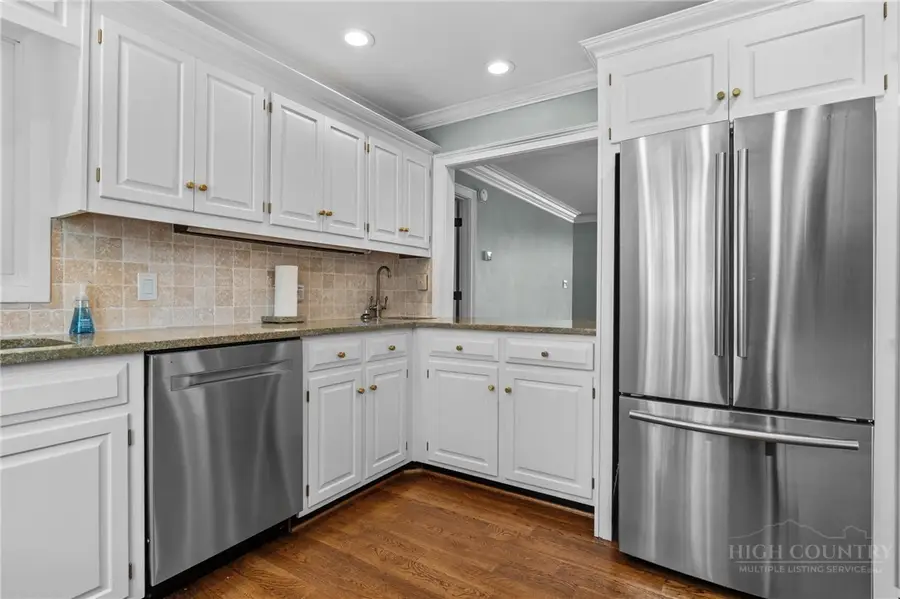 139 The Pines, Blowing Rock, NC 28605 - #3