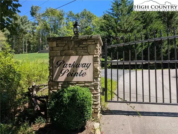 TBD Parkway Pointe Drive, West Jefferson, NC 28694