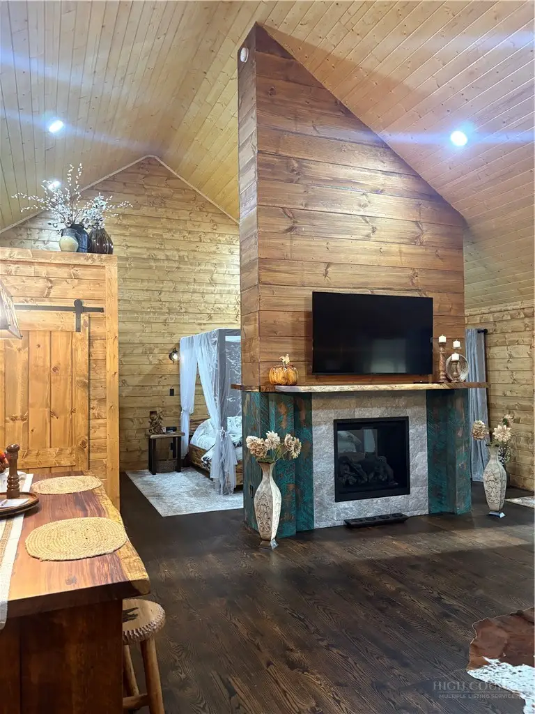 248 Ash Lane, Glade Valley, NC 28627 - #2