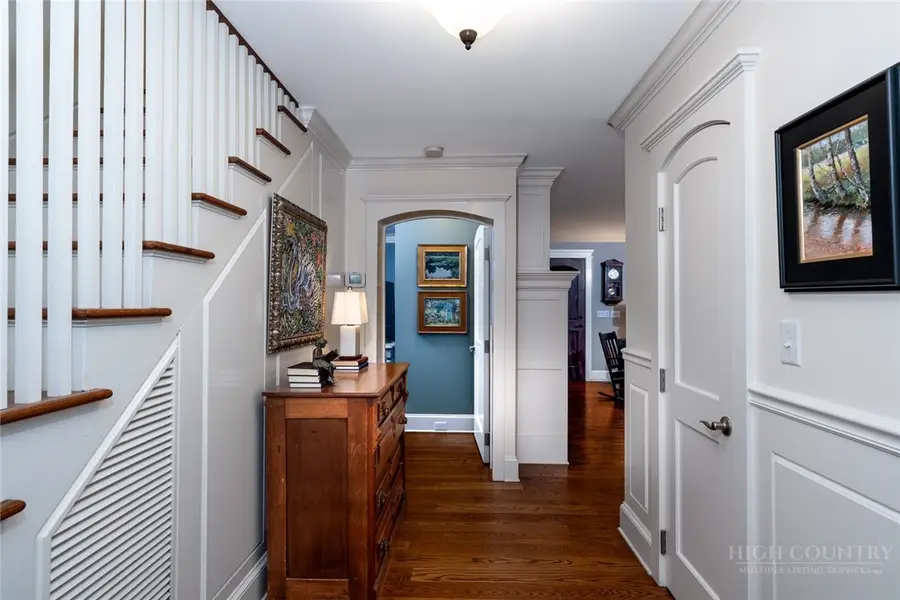 191 Chestnut Drive, Blowing Rock, NC 28605 - #2