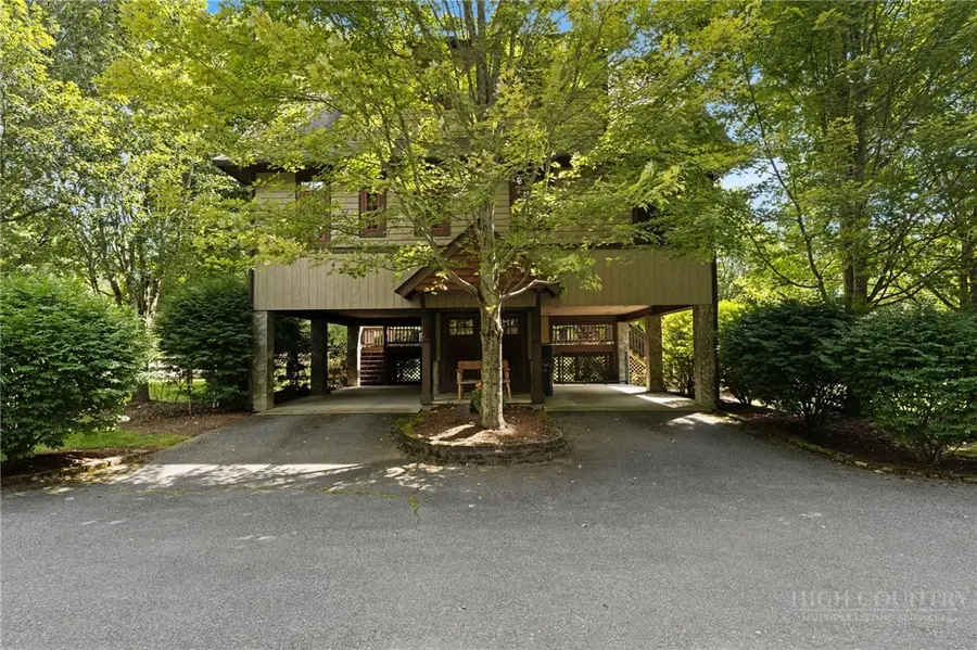 206 Creekside Farm Road, Banner Elk, NC 28604 - #2