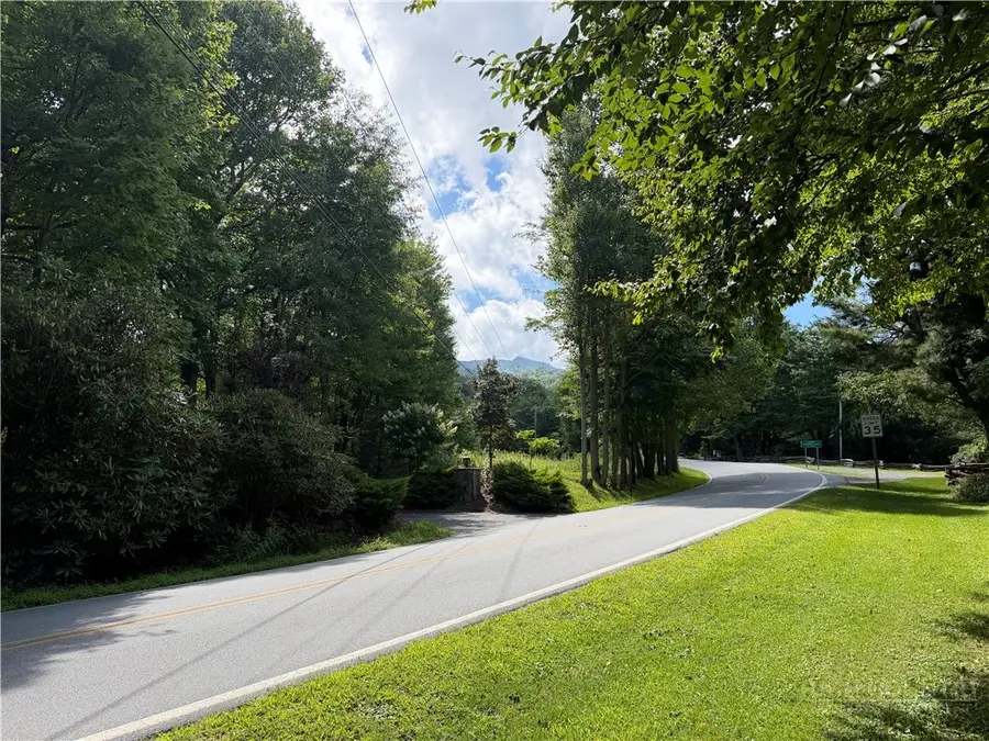 7458 Us Highway 221, Blowing Rock, NC 28605 - #3