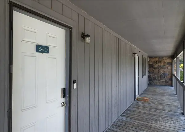 521 Meadowview Drives #B301, Boone, NC 28607