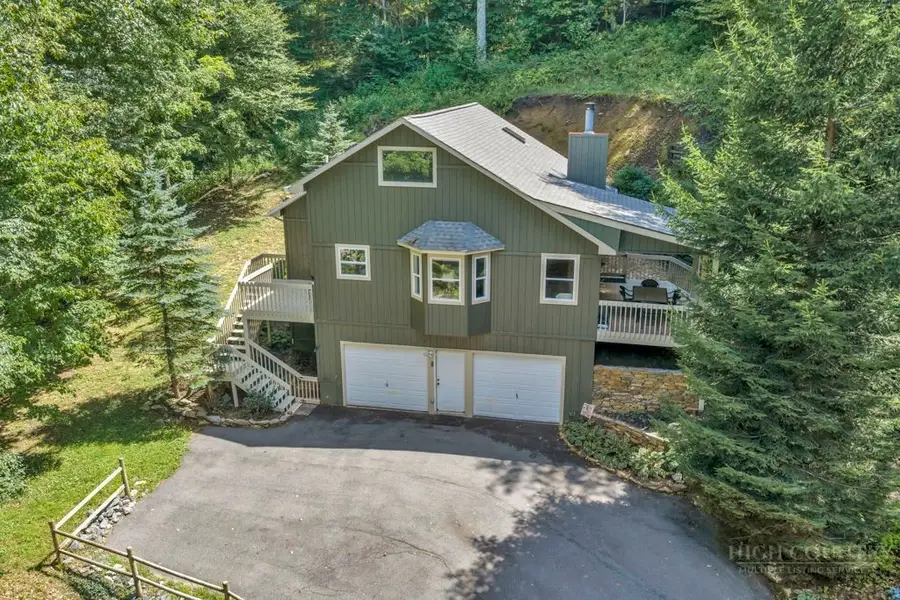 393 Green Cove Road, Sugar Mountain, NC 28604 - #2