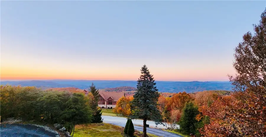 130 Briarwood Lane, Beech Mountain, NC 28604 - #3