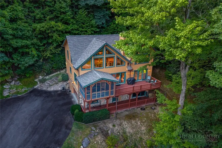 225 Isle Of Skye, Banner Elk, NC 28604 - #3