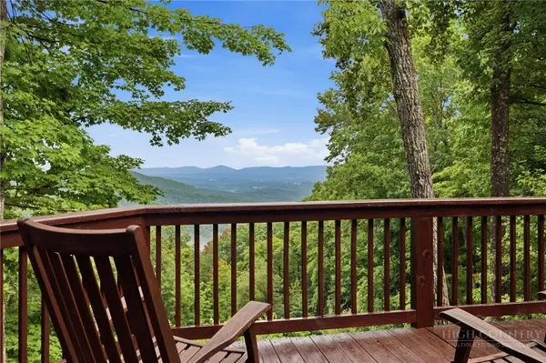 2235 Buck Mountain Road, Purlear, NC 28665