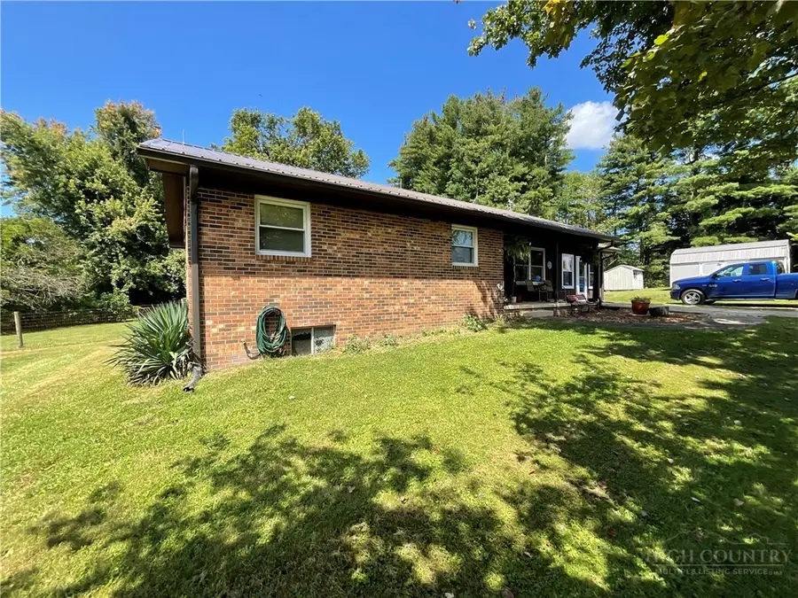 6627 Glade Valley Road, Ennice, NC 28623 - #2