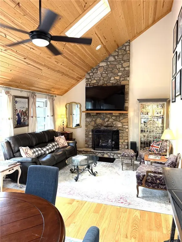 175 Pine Village #4, Blowing Rock, NC 28605