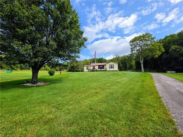286 Hunt Ln, Laurel Springs, NC 28644