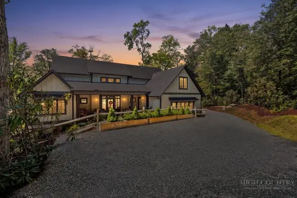 253 Farm Loop Road, Banner Elk, NC 28604