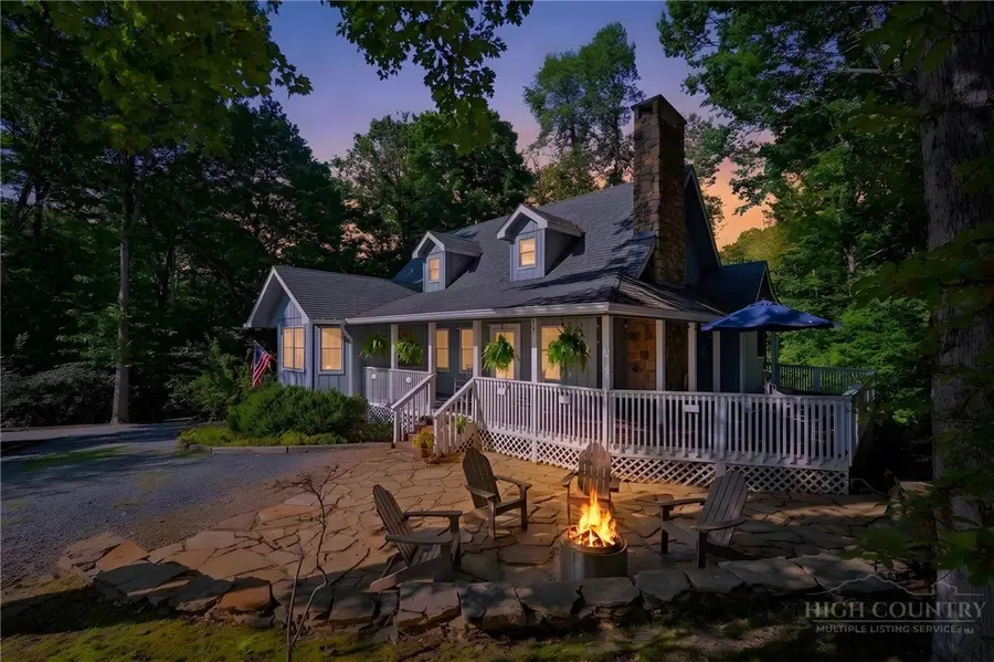 915 Balsam Drive, Newland, NC 28657 - #2