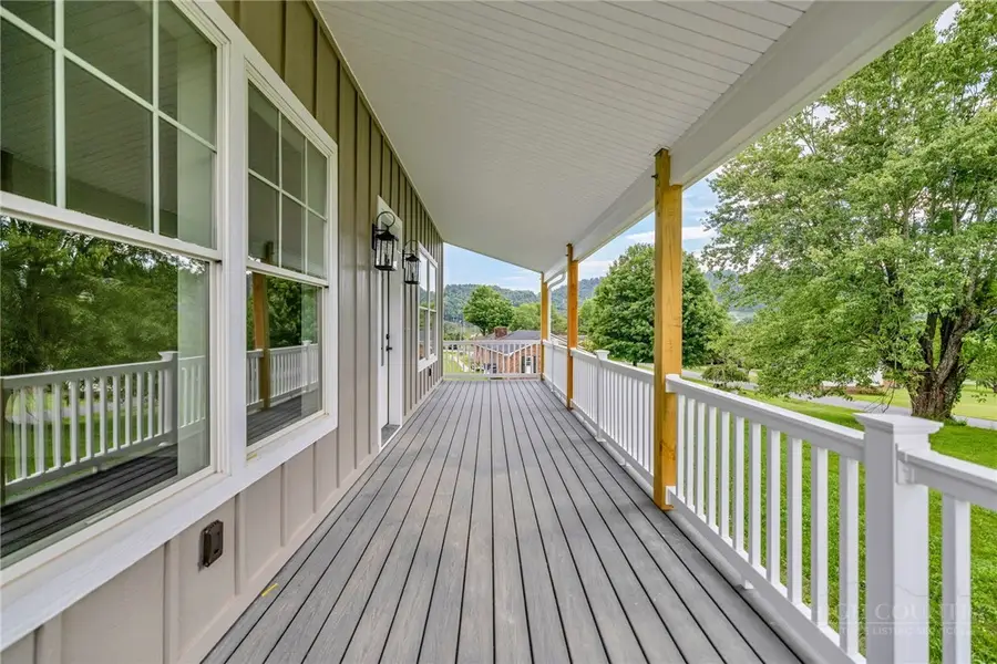 151 Ridgeside Drive, West Jefferson, NC 28694 - #3