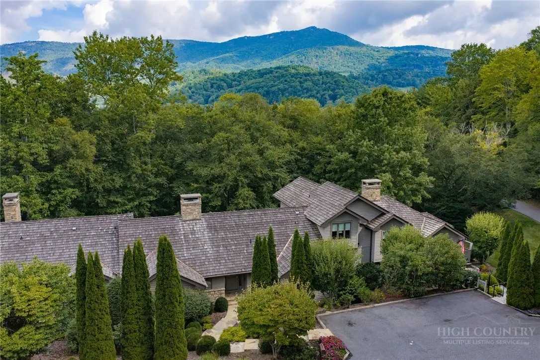 659 Clubhouse Drive #D2, Banner Elk, NC 28604 - #1