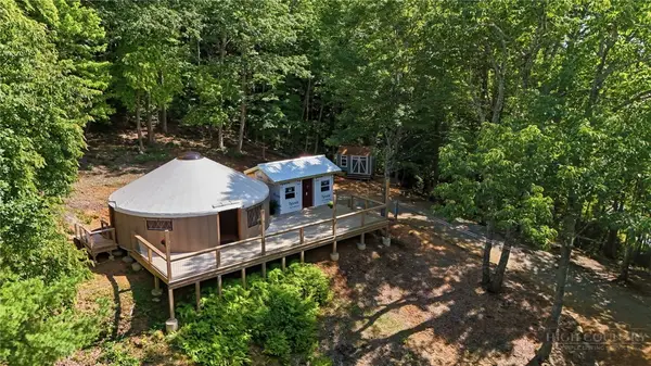 5995 Sampson Road, Lenoir, NC 28645